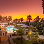 Insulae Resort 4*
