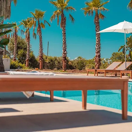 Insulae リゾート *