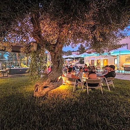 אתר נופש Insulae 4*